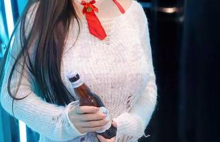 秀人网 – 免费写真，金多娜这回把“女孩”本质揭露得淋漓尽致