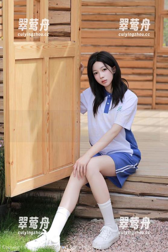 秀人网 - 天台日落vs.陈思琪定制写真，谁会更有魔力？