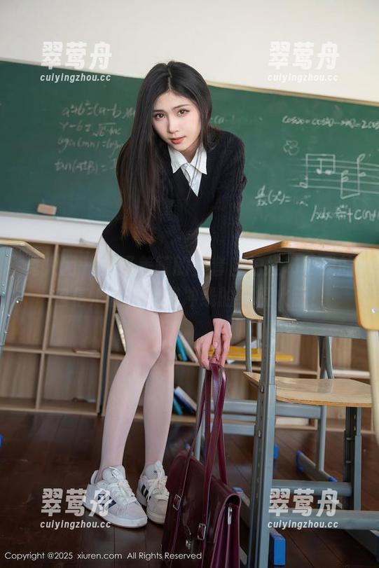 秀人网 - 龙泽美曦的全套自拍发布，我的自信心正在变成冲线的终极火箭！