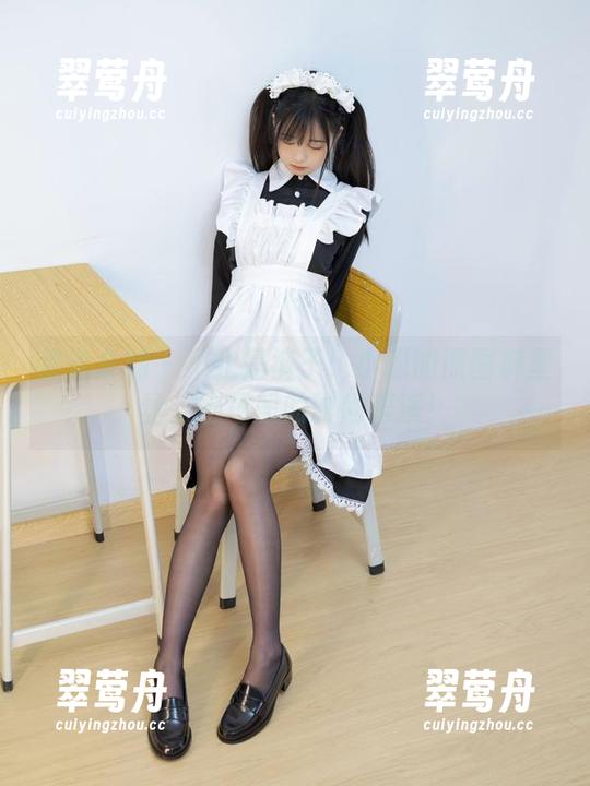 紧急企划 - 不止是裤子：小恩的原图裤里丝，剧场般的时尚表演！