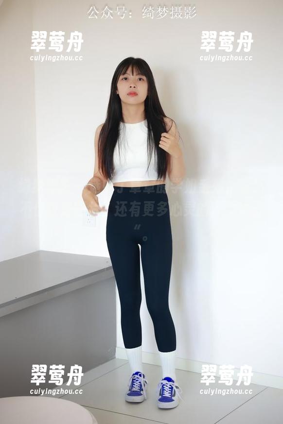 绮梦摄影 - 选中了章章的学姐系列，果然不仅仅是图片，还有更多心灵的。”冲击“。