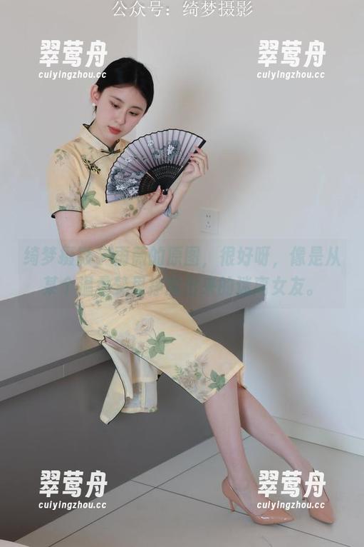 绮梦摄影 - 雨薇的原图，很好呀，像是从某个温柔梦里挣脱出来的迷离女友。