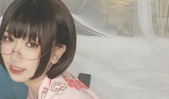 芋圆侑子Vs.皮衣，谁才是最能给福利的那一位？图来你评？