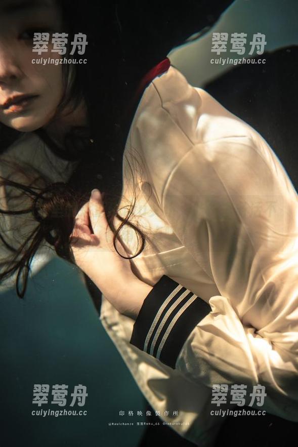 照片里的落落Raku女仆，谁说家务活不能萌一点呢？
