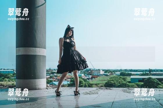 落落Raku的校服图包，里面藏着多少不曾想过的气息？