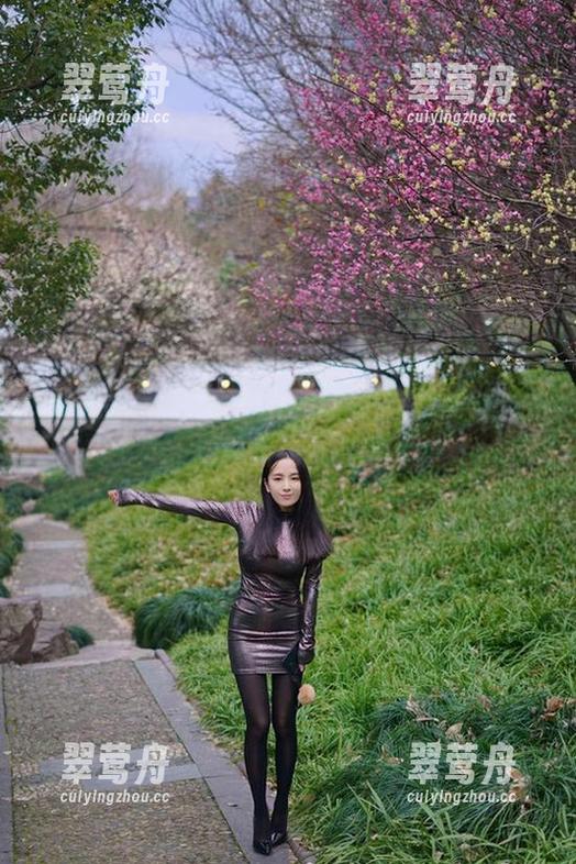 微密圈 - 辣妈女神补完计划：精选美图，清纯路线开启！