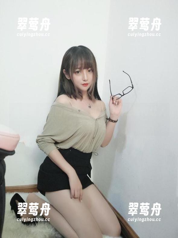 私房图集里的修女：过期米线线如何让人想入非非？